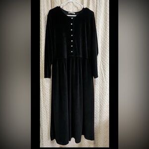Vintage Smith & Hawken Black Velvet Maxi Dress L Pearl Snaps Goth Witchy Cottage